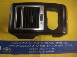 Land Rover - Dash Panel Whit AC Vent - jve000041